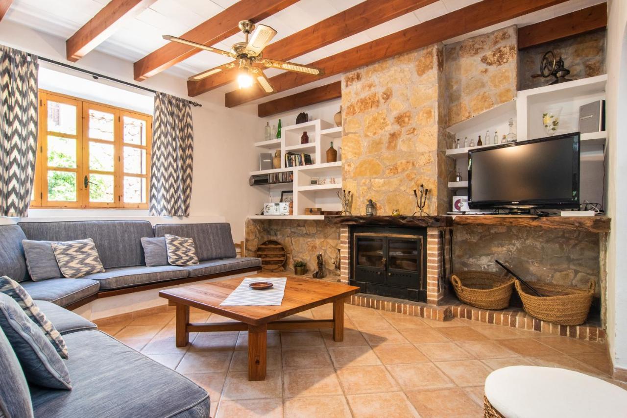 Вилла Fabulous Rural House With Views To The Mountains With Swimming Pool Каймари Экстерьер фото